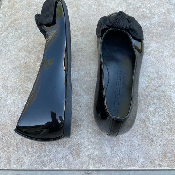 Girls Burberry dress shoes size 27 - Picture 9 of 11